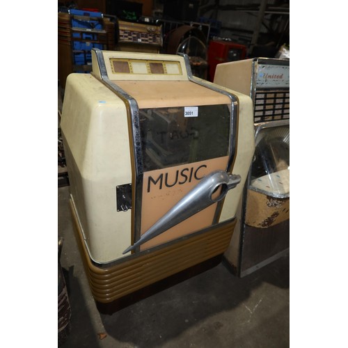3051 - A vintage Ditchburn jukebox cabinet type MK2 Music Maker 16, 78rpm, (circa 1947-1950). This is a vin... 