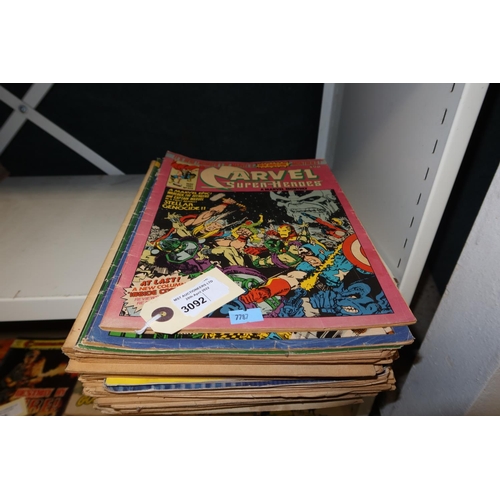 3092 - A quantity of approx 40 various vintage comic books including Marvel, Spiderman Weekly, The Incredib... 
