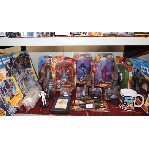 3110 - A quantity of various Doctor Who collectibles including Into The Dalek play set, Hide playset, seale... 
