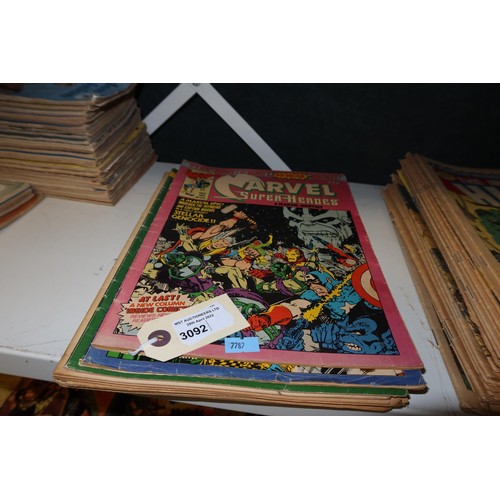 3092 - A quantity of approx 40 various vintage comic books including Marvel, Spiderman Weekly, The Incredib... 