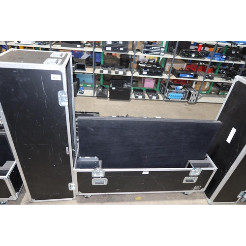 155 - 1 wheeled flight case with lift off top, designed to hold two monitors (no monitors are included) ap... 