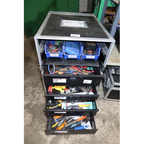 197 - 1 wheeled flight case containing 4 metal drawers and a quantity of various hand tools approx 52 x 70... 