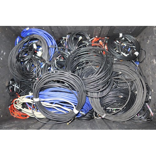 153 - A quantity of various video and other leads supplied in a wheeled flight case with hinged top approx... 