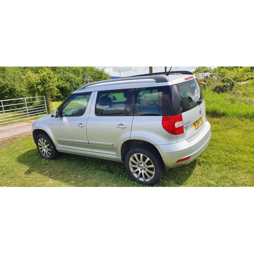 167 - Skoda Yeti Elegance 1.2 TSI Silver, 5 dr Estate, Reg; WJ64 TGO, 18/09/2014, 6 spd manual petrol, 119... 