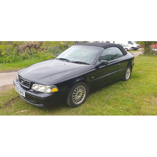 170 - Volvo C70 Turbo Auto Convertible Black, Reg: NDO5 NHO, 1st reg. 09/05/2005, 5 Spd Auto petrol 1984cc... 