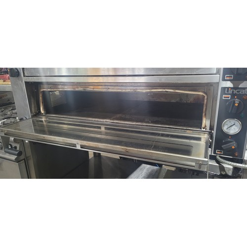 1140 - A commercial stainless steel 2 drawer Pizza oven by Lincat purchased 2019, type PO630-2, comes with ... 