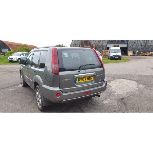 175 - Nissan X-Trail Aventura DCi grey Estate 4x4. Reg BV07 WBZ, 1st Reg. 29/06/2007, 6 spd manual diesel ... 
