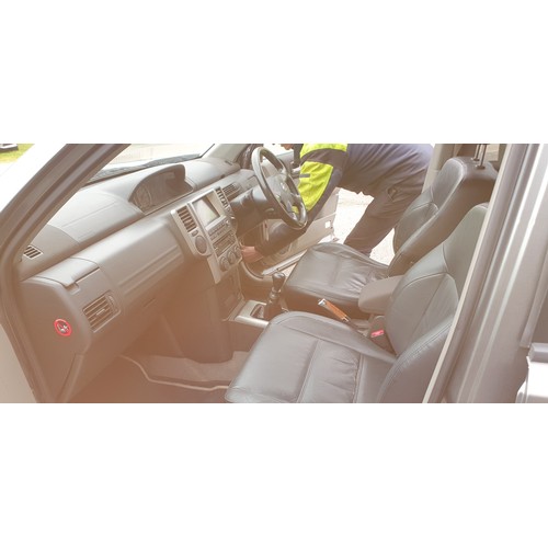 175 - Nissan X-Trail Aventura DCi grey Estate 4x4. Reg BV07 WBZ, 1st Reg. 29/06/2007, 6 spd manual diesel ... 