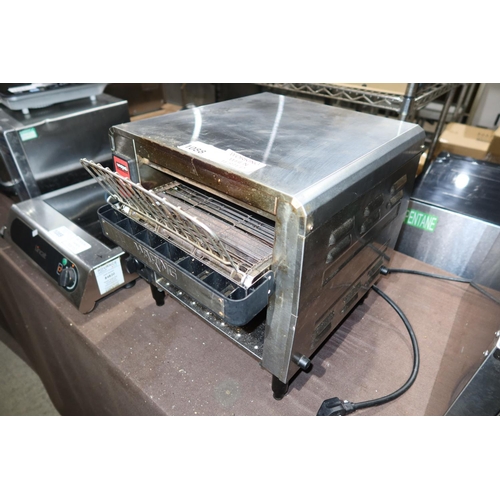 1088 - A commercial stainless steel conveyor toaster by Waring