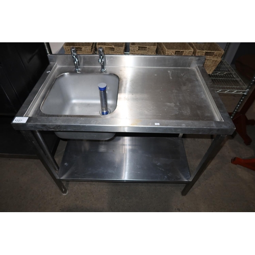 1227 - A commercial stainless steel single sink unit with drainer to the right and shelf beneath approx 108... 