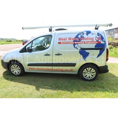 542 - Citroen Berlingo 625 Enterprise H Panel van, Reg: CE15 NMM, 1st Reg 31/03/2015, 5 spd manual diesel ... 