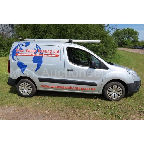 542 - Citroen Berlingo 625 Enterprise H Panel van, Reg: CE15 NMM, 1st Reg 31/03/2015, 5 spd manual diesel ... 