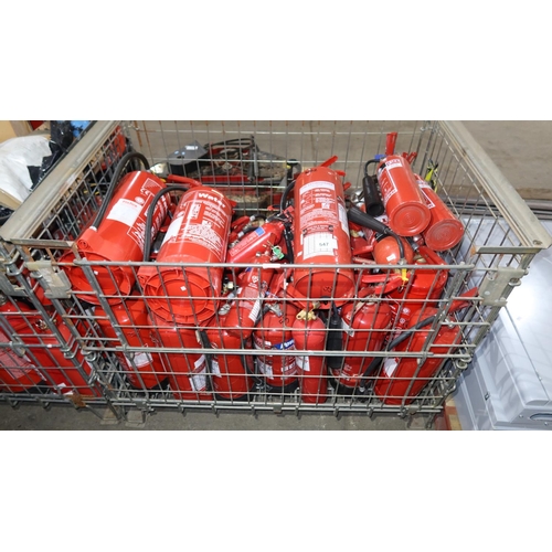 547 - A quantity of various fire extinguishers - Contents of 1 stillage which is not included