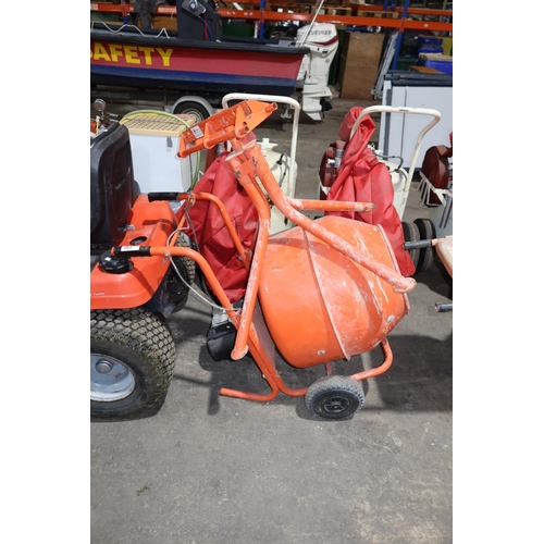 563 - 1 cement mixer with stand 240v (no make visible)