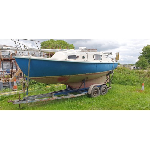 538 - Macwester 22ft sailing yacht, fin keel, sloop rig.  Yanmar twin cylinder Diesel engine (recently run... 