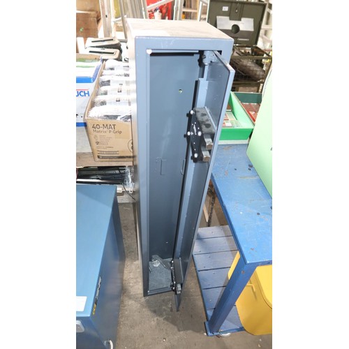 157 - 1 metal twin lock gun cabinet approx 20 x 22 x 130cm - Please see a member of staff for keys