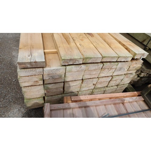 917 - 69 lengths of timber at approx 17x5x300cm