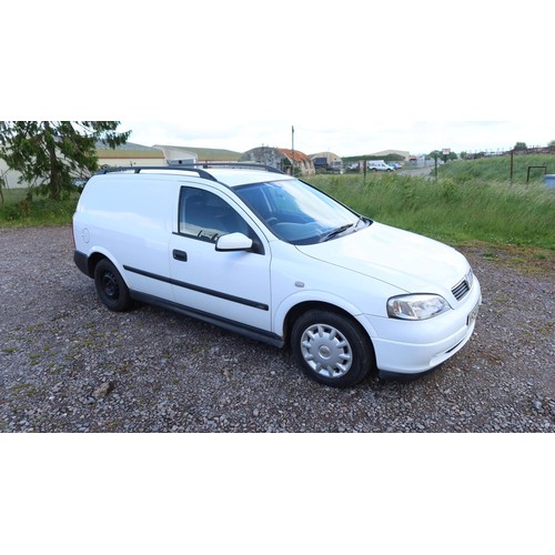 542A - Vauxhall Astra Van LS CDTI Van . Reg YF54 PGU, 1st reg 21.12/2004, White, car derived van, 5 speed m... 