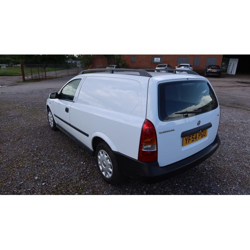 542A - Vauxhall Astra Van LS CDTI Van . Reg YF54 PGU, 1st reg 21.12/2004, White, car derived van, 5 speed m... 