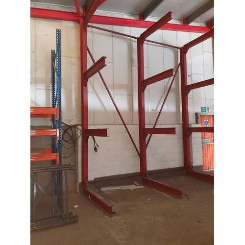 899 - 6 x metal heavy duty single sided yard storage frames, each frame is  approx 420cm x 138cm. Please n... 