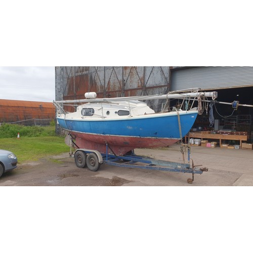 538 - Macwester 22ft sailing yacht, fin keel, sloop rig.  Yanmar twin cylinder Diesel engine (recently run... 