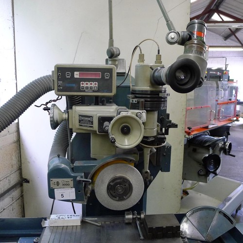 5 - 1 horizontal grinder by Jones-Shipman model 540, serial number BO14946, 3ph fitted with a PG Optidre... 