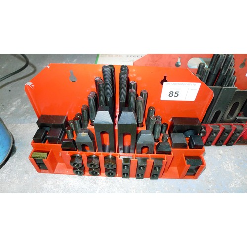 85 - 2 clamping kits