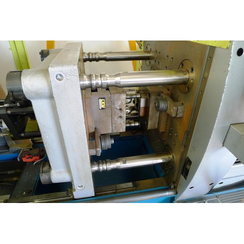 122 - 1 plastic injection moulding machine by Boy model 35M, YOM 2006, 3ph with a Procan MD controller, ho... 