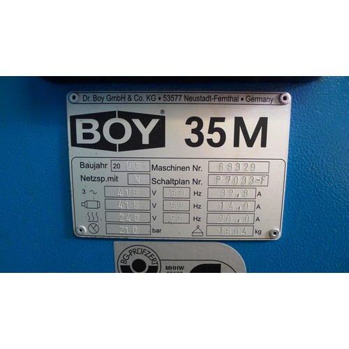 122 - 1 plastic injection moulding machine by Boy model 35M, YOM 2006, 3ph with a Procan MD controller, ho... 