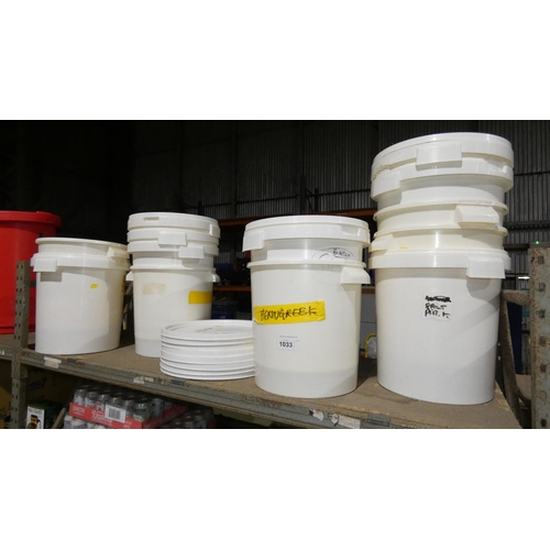 1033 - A quantity of white plastic food storage bins & 11 lids