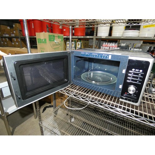 1103 - A Samsung microwave oven - trade