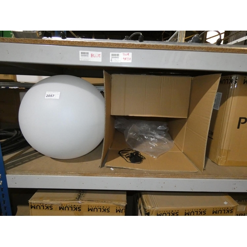 2057 - 1 x rechargeable LED RGBW sphere light with built in battery, diameter approx 50cm and is supplied w... 