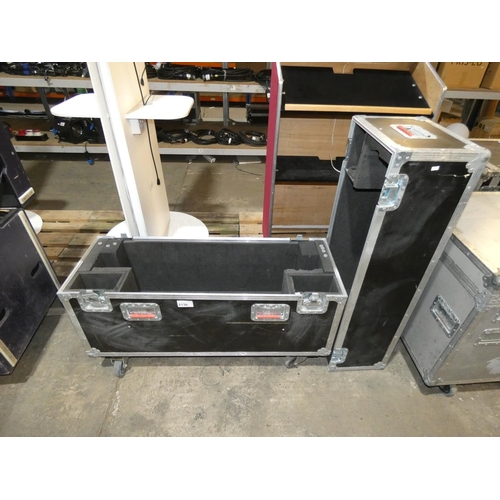 2136 - 1 wheeled flight case for a monitor with lift off top approx 115 x 40 x 85cm high including wheels