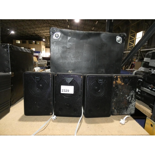 2329 - 4 x Fujitsu speakers type AF30067 supplied with a black storage case - Please note that one has wate... 