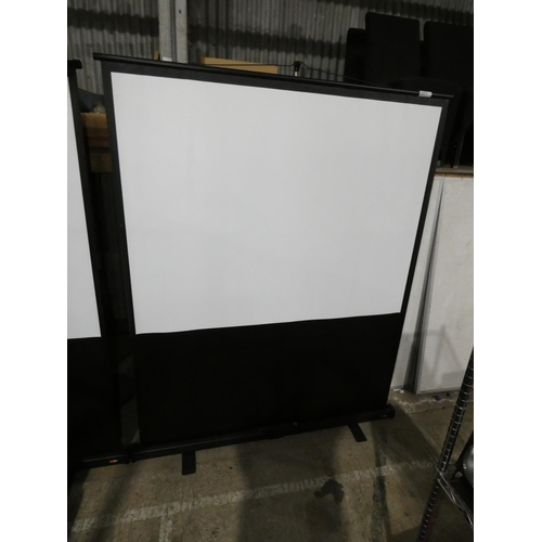 2371 - 1 x Metroplan floor standing pull up projection screen. Projection area approx 150 x 113cm