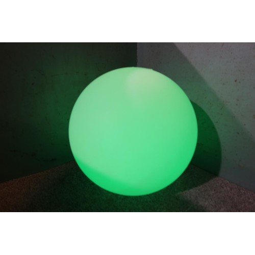 2057 - 1 x rechargeable LED RGBW sphere light with built in battery, diameter approx 50cm and is supplied w... 