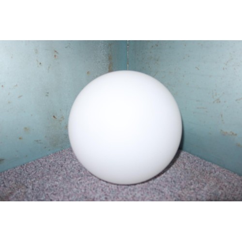 2066 - 1 x rechargeable LED RGBW sphere light with built in battery, diameter approx 30cm and is supplied w... 