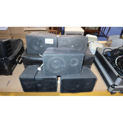 2331 - 5 x TOA speakers type F-160GM supplied with a black storage case (which takes four speakers)