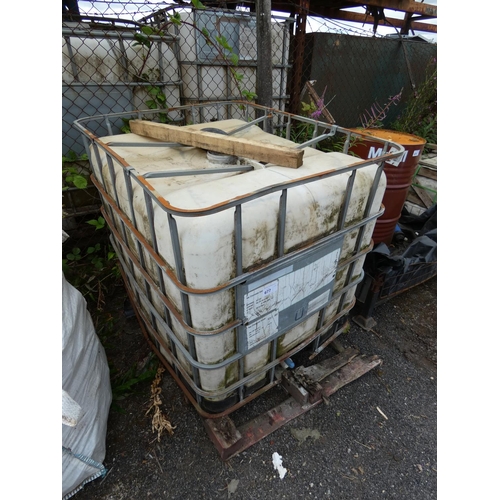 677 - 1 x IBC (individual bulk container)