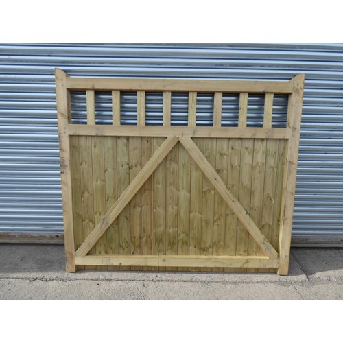 747 - 1 wooden driveway gate approx 215cm wide x 187cm high