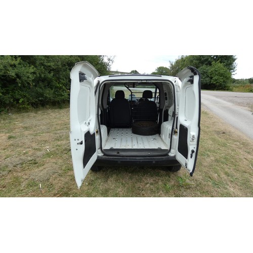 663 - Citroen Nemo 610 Enterprise HDi Van, White, Reg: YT60 NPY, 09/09/2010, 5 spd manual diesel 1399cc. M... 