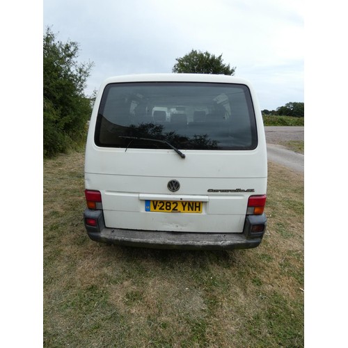 668 - VW 800 Special TD SWB Transporter, white. Reg: V282 YNH, 18/02/2000, 5 spd manual diesel 1896cc, Mot... 