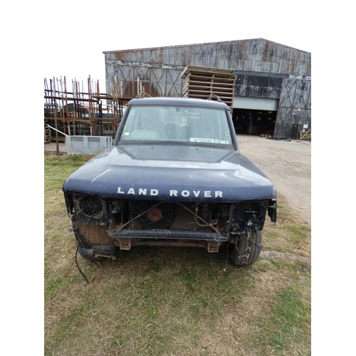 661 - Landrover Discovery TD5 2.5 Turbo.. 1999 for spares or repair . Reg: V309 GFJ, 15/10/1999. Good engi... 