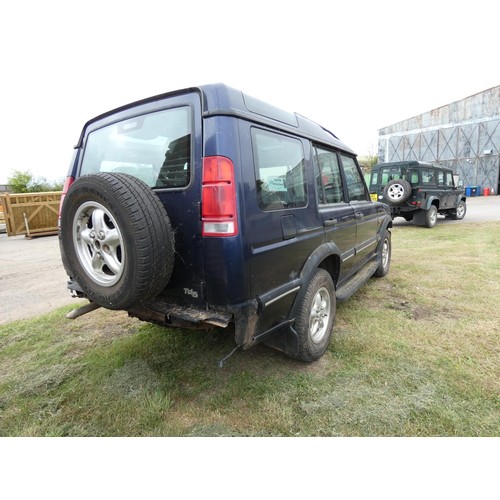 661 - Landrover Discovery TD5 2.5 Turbo.. 1999 for spares or repair . Reg: V309 GFJ, 15/10/1999. Good engi... 