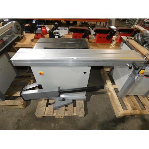 282 - 1 Trade AT315PS/PS315 panel saw 240v - Missing tilt mechanism, blade and other parts. Does run up fi... 