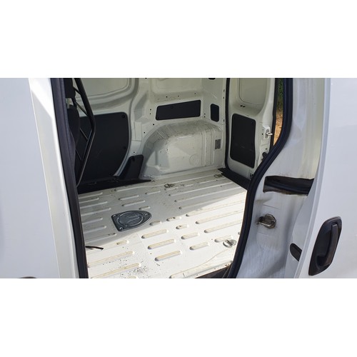 669 - Citroen Nemo 590 Enterprise HDI, White panel van, Reg: WG65 VXN, 30/10/2015, 5 spd manual diesel 124... 