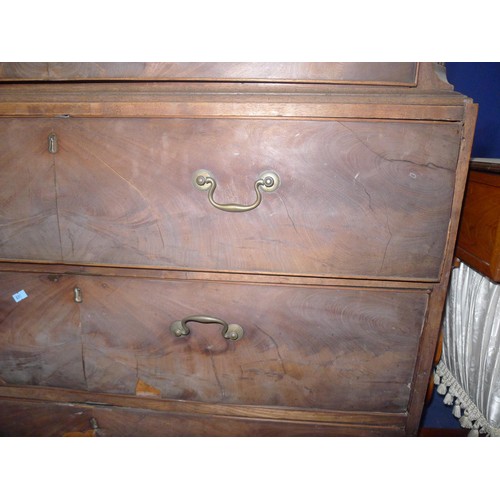 3489 - An 18th century mahogany 2-part chest on chest with canted corners 2 short and 6 long drawers with b... 