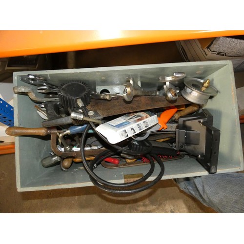 5009 - 1 box containing a quantity of various tools including spanners, saws etc