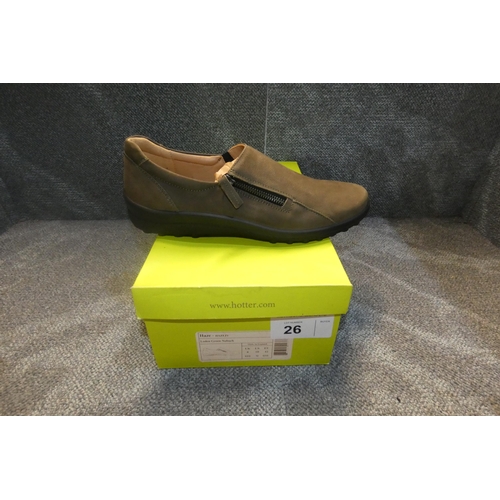 26 - A pair of ladies shoes by Hotter type Haze Loden green Nubuck size UK 8