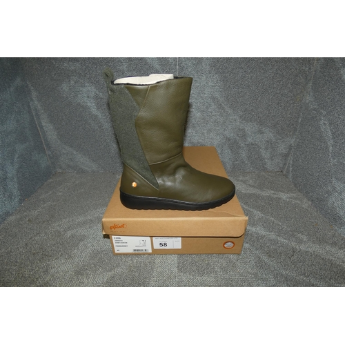 58 - A pair of ladies boots by Softinos type Ezra smooth army / green size Euro 40